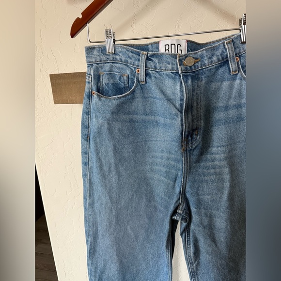 BDG|Super wide leg denim jeans,distressed with raw hem,Urban Outfitters••Size 31 - Picture 6 of 10